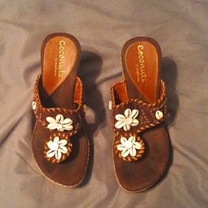Cute chocolate wedge sandals with shell decor by Coconuts, size 6,